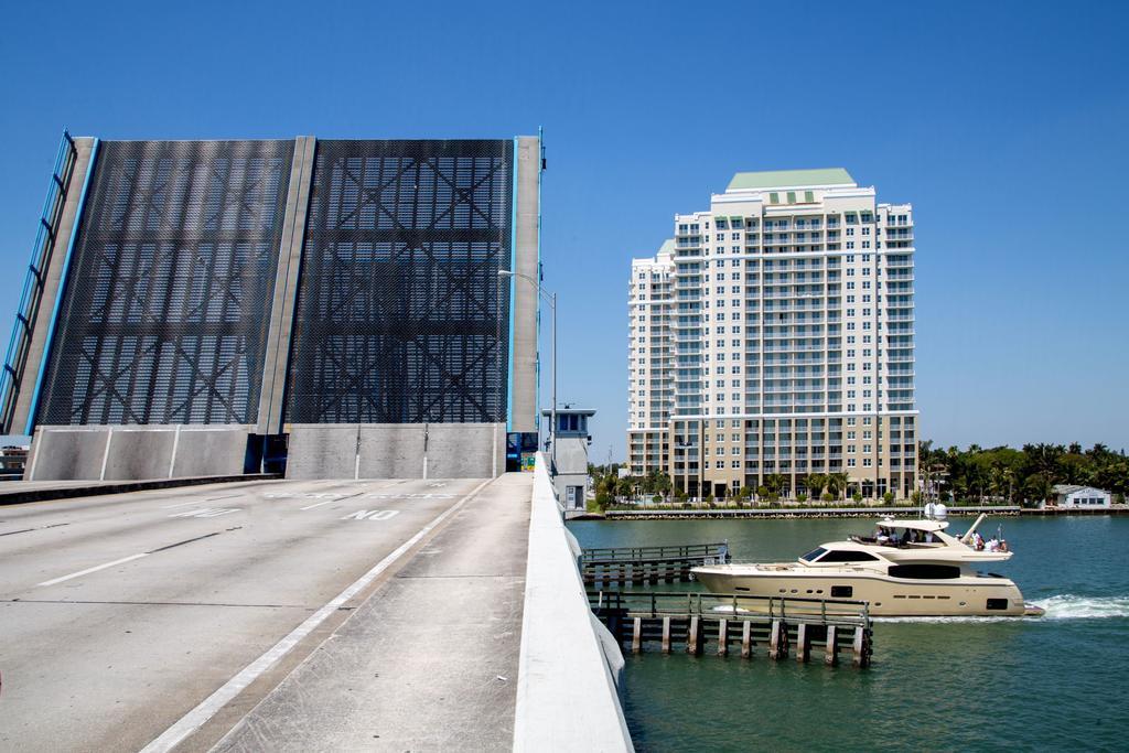 Mare Azur Miami Luxury Apartments By Grand Bay Bagian luar foto