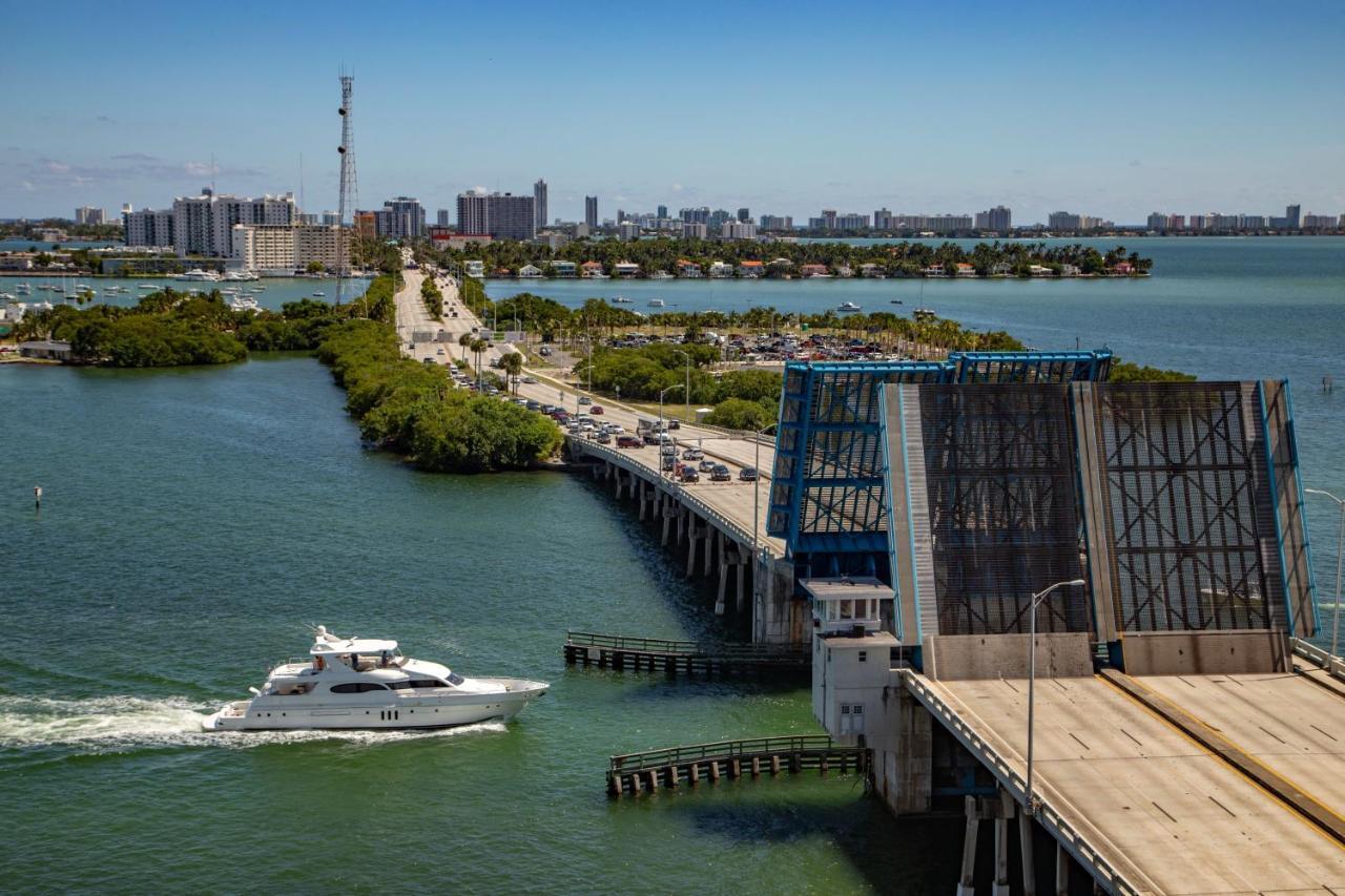 Mare Azur Miami Luxury Apartments By Grand Bay Bagian luar foto